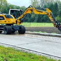 Liebherr A910 Compact