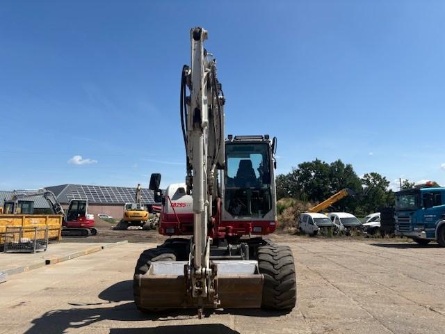 Takeuchi TB295W