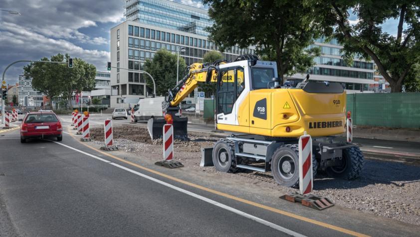Liebherr A918