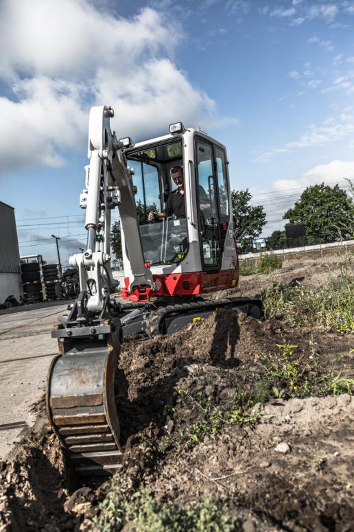 Takeuchi TB216