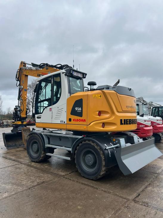 Liebherr A916 compact